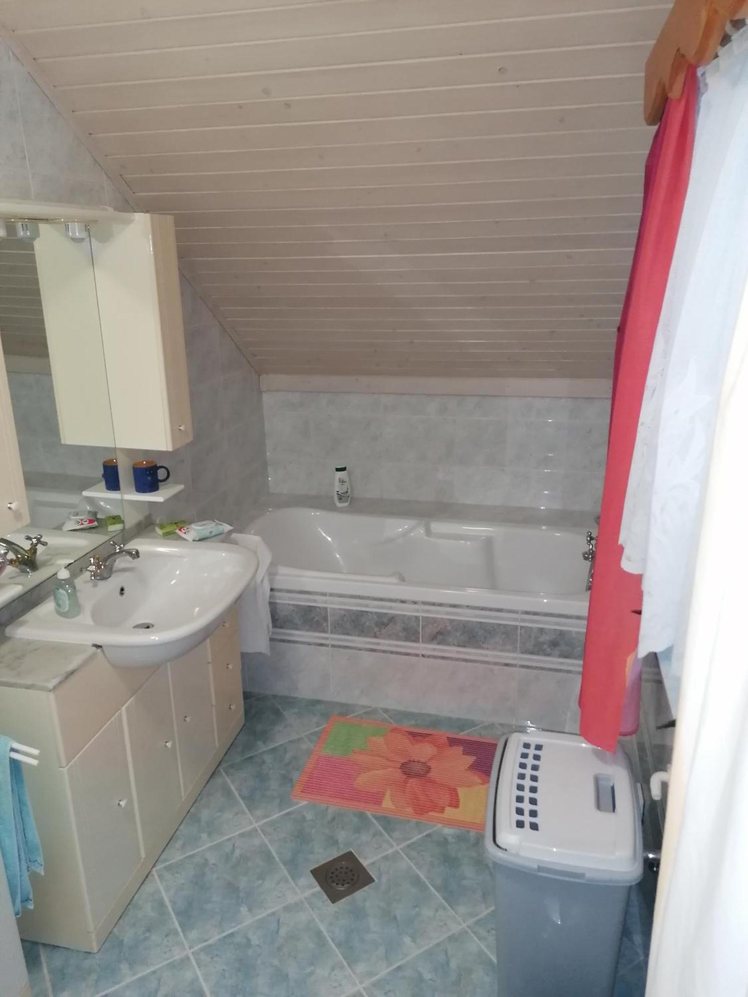 Apartma Cvrsta Trojka Jesenice Eksteriør bilde